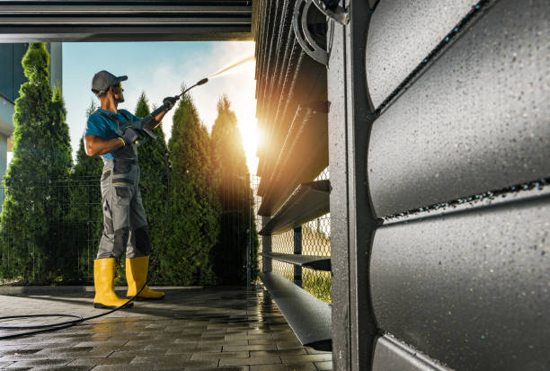 Best Roof Pressure Washing  in Fellsburg, PA