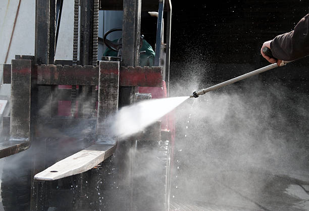 Best Commercial Building Pressure Washing  in Fellsburg, PA